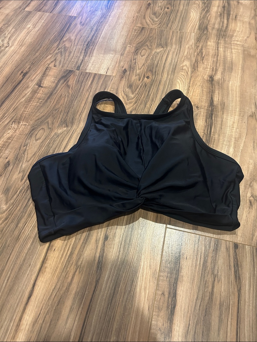 Black Twist-Front swim war